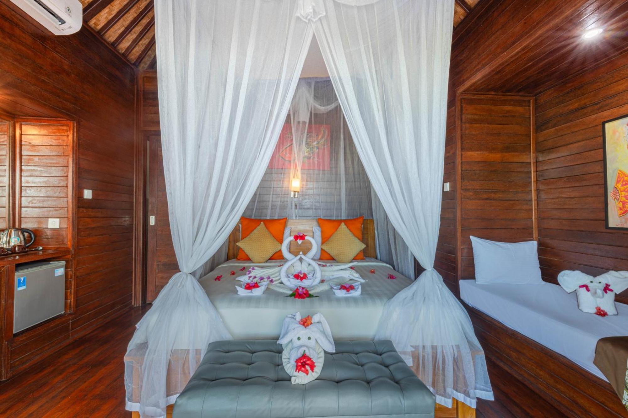 Tatak Bunut Villa Ceningan Lembongan Exterior photo